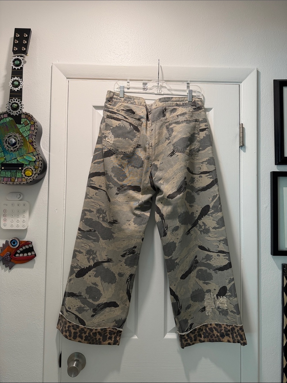 POL Distressed Wide-Leg Jeans with Gray Camouflage and Leopard Cuff - Picture 4 of 4